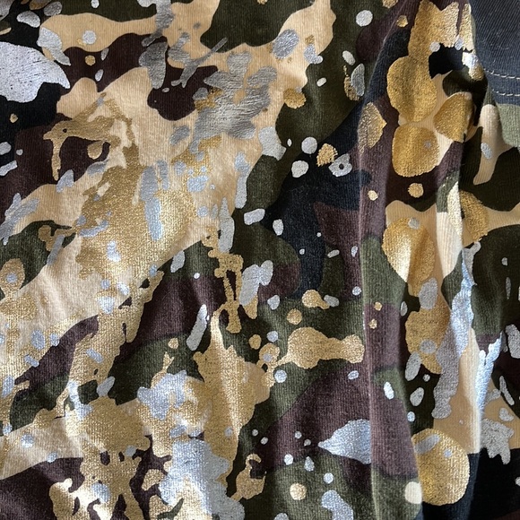 Smith & Graham side zippered t-shirt Size XL - Picture 7 of 7